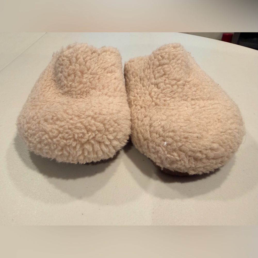 J.Crew | Sherpa Clog Slippers. Size: 8 - Picture 7 of 14